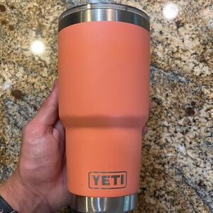YETI 30oz Coral Tumbler